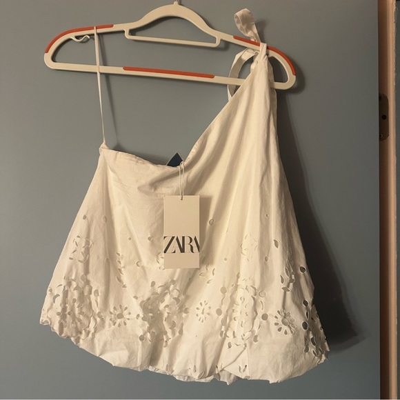New tags Zara one shoulder top - Picture 2 of 3